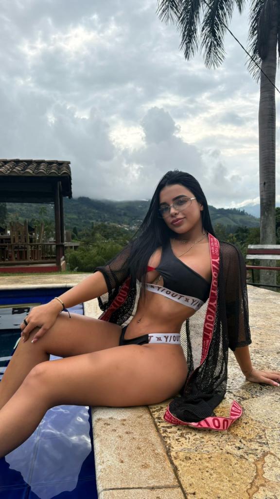 Chica busca chico en Tenerife: 