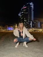 607429561: Chica busca chico en Málaga
