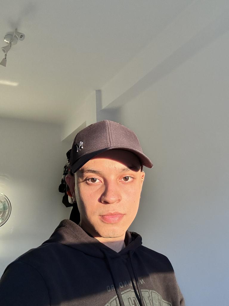 Chico busca chica en Pontevedra: 