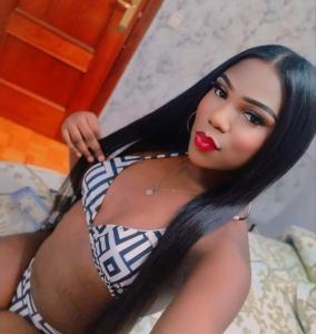 687304703: Travesti en León