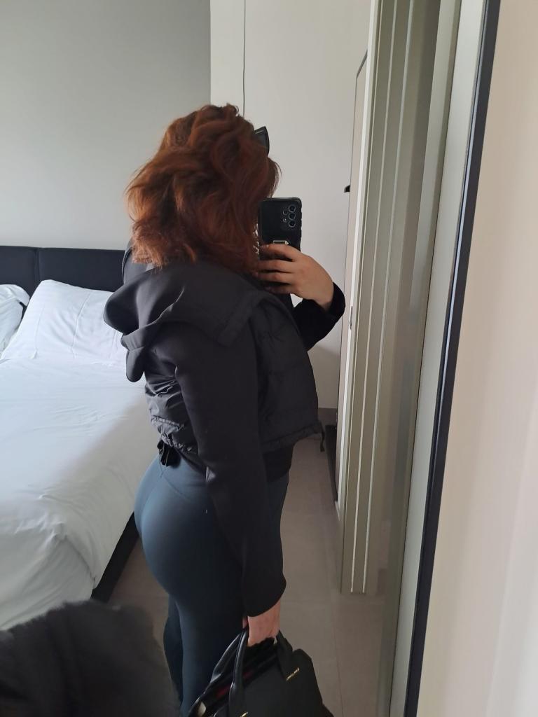 Chica busca chico en Almería: 