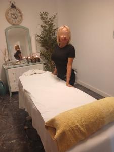 634028308: Chica busca chico en Las Palmas