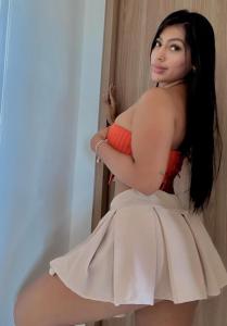 611309977: Chica busca chico en Barcelona