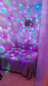 688413412: Chica busca chico en Barcelona