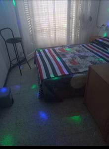 688413412: Chica busca chico en Barcelona