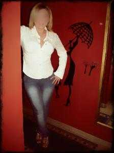 Chica busca chico en Granada: 