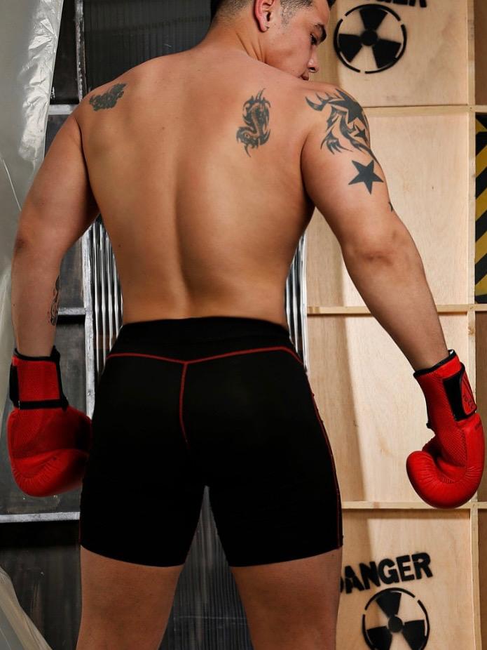 Chico busca chica en Cádiz: 