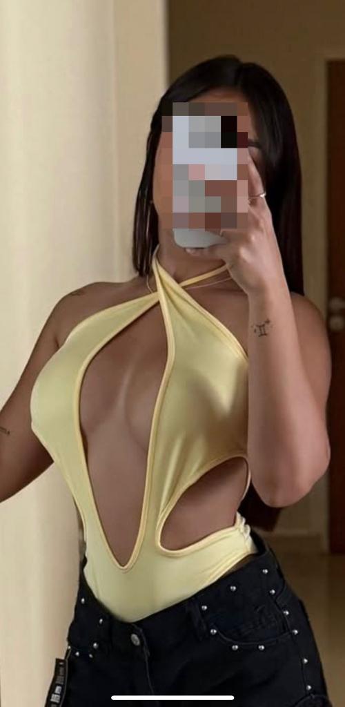 Chica busca chico en Almería: 