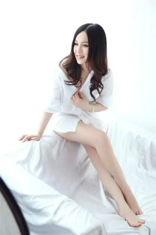 652678560: Chica busca chico en Madrid