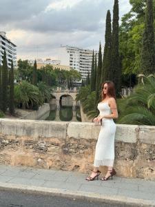 677690107: Chica busca chico en Mallorca