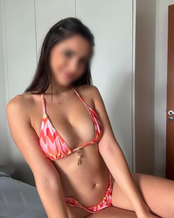 Chica busca chico en La Coruña: 