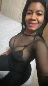 605593071: Chica busca chico en Barcelona