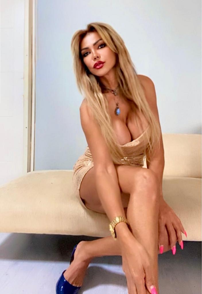 640575861: Transexual en Zaragoza