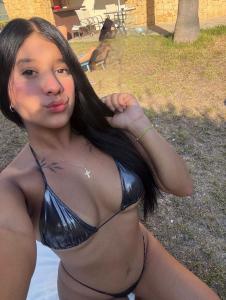 672700623: Chica busca chico en Barcelona