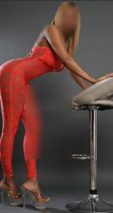 613207290: Chica busca chico en Cádiz