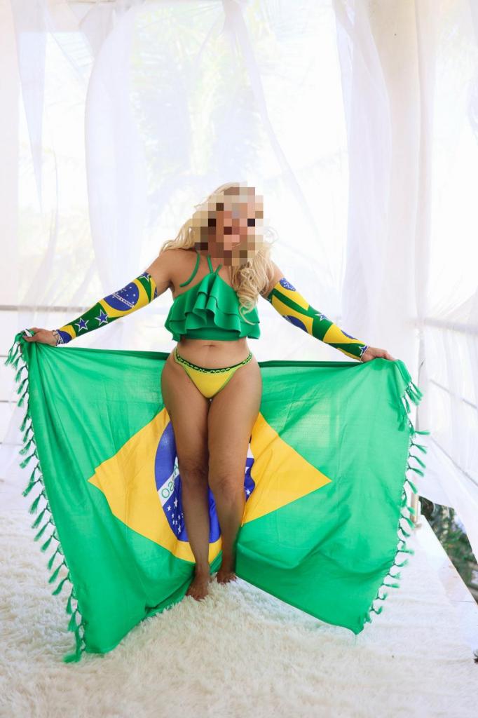 644429719: Chica busca chico en La Coruña