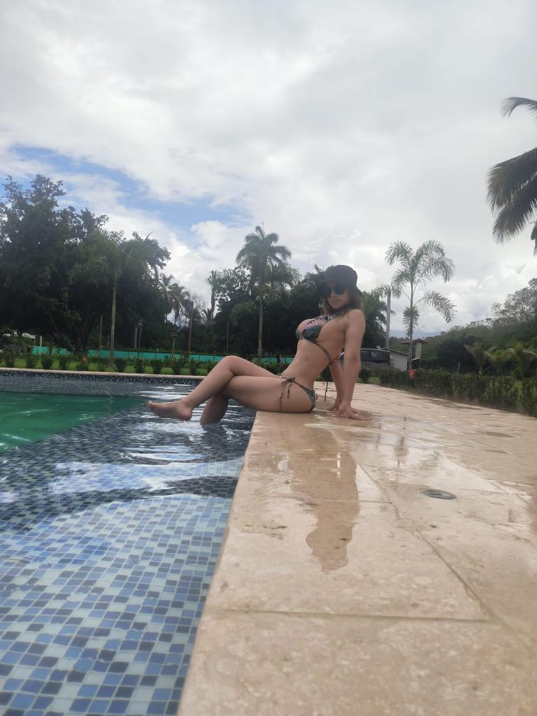 Chica busca chico en Alicante: 