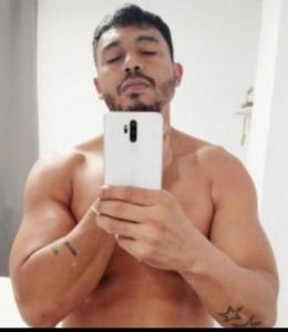 Chico busca chica en Barcelona: 