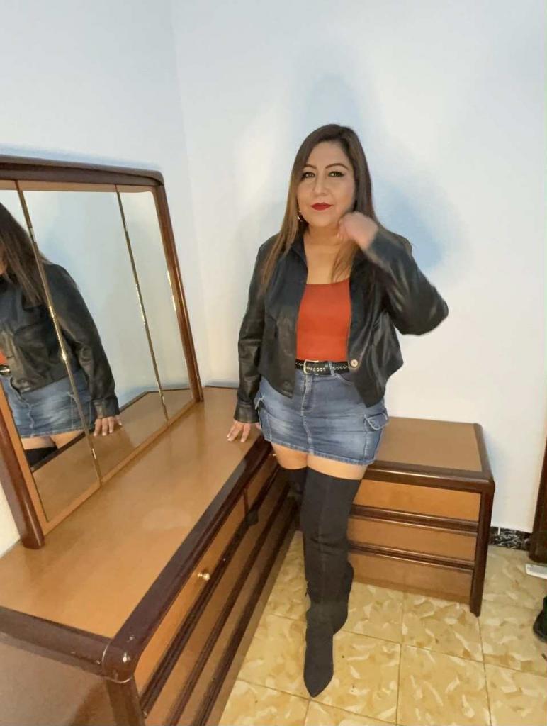 Chica busca chico en Lérida: 