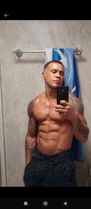 613998179: Chico busca chica en Cádiz