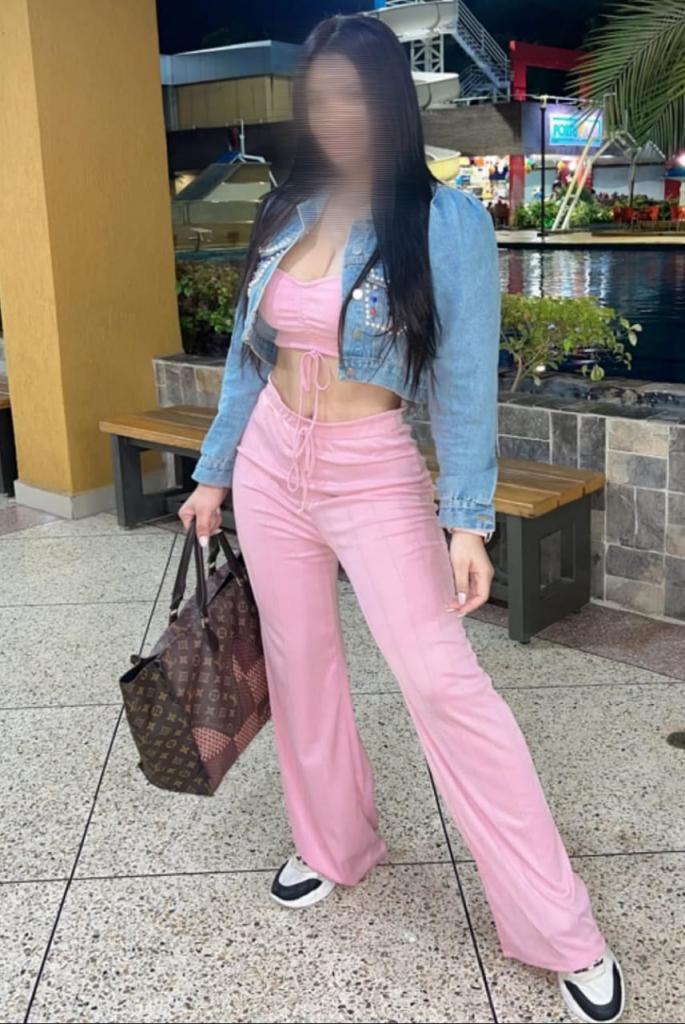 Chica busca chico en Sevilla: 