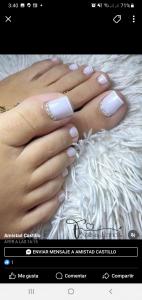 613332058: Chica busca chico en Barcelona