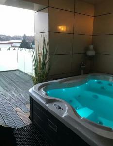 634732024: Chico busca chica en Málaga