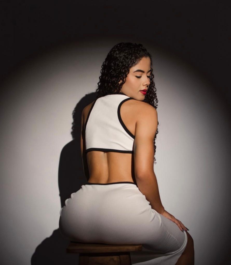 Chica busca chico en Alicante: 