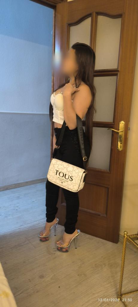 Chica busca chico en Murcia: Chica busca chico