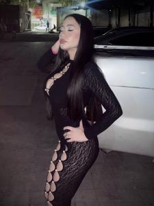 628429961: Chica busca chico en Barcelona