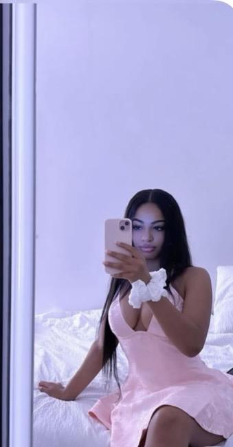 Chica busca chico en Zaragoza: 