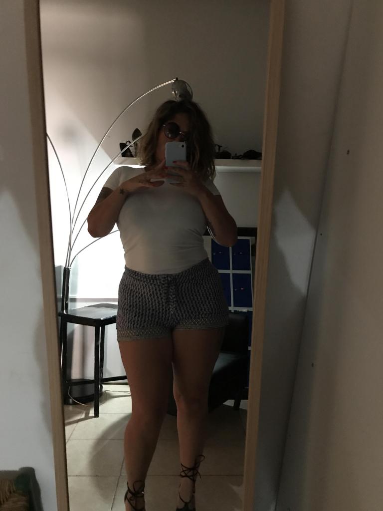 631174975: Chica busca chico en Sevilla