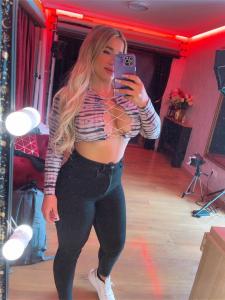 Chica busca chico en Pontevedra: Chica busca chico