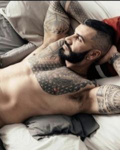 Chico busca chica en Barcelona: 