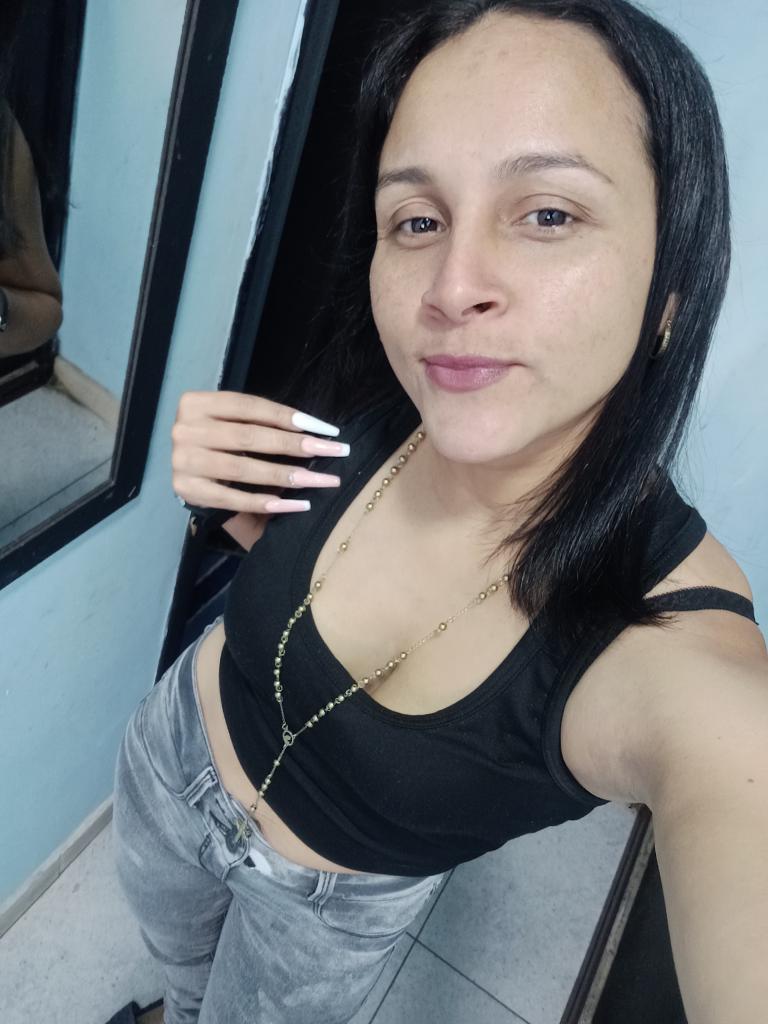 Chica busca chico en Cádiz: 