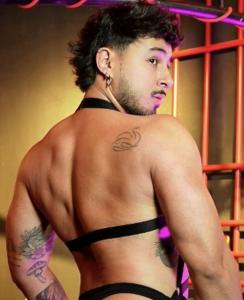 672044911: Chico busca chica en Navarra