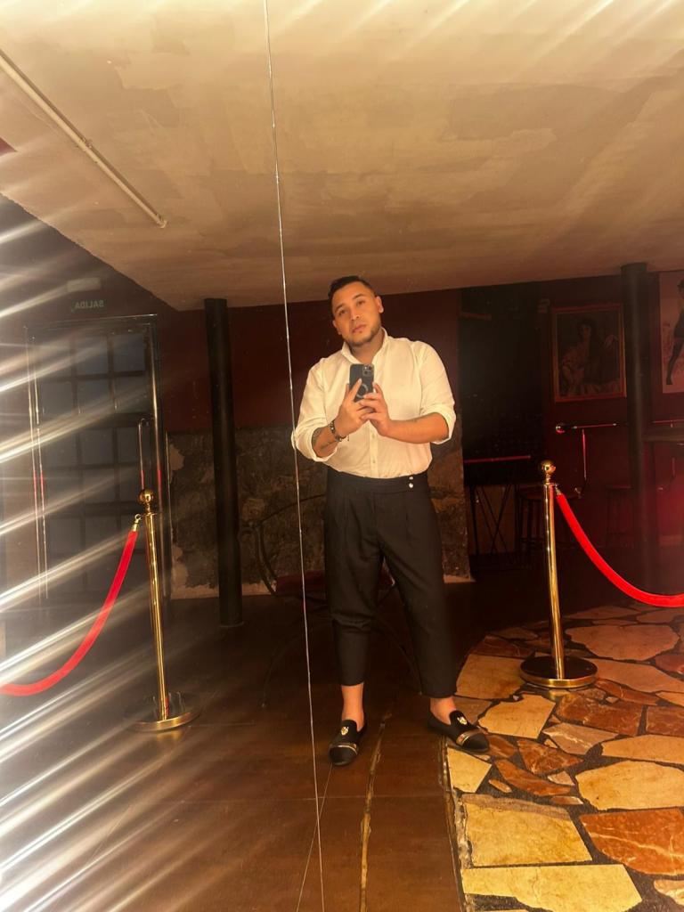 Chico busca chica en Murcia: 