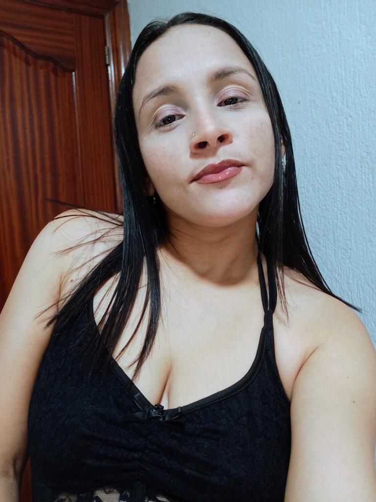 Chica busca chico en Cádiz: 