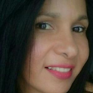 686215832: Chica busca chico en Huesca