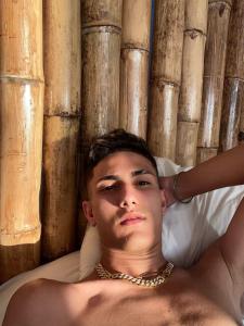 Chico busca chica en Madrid: 