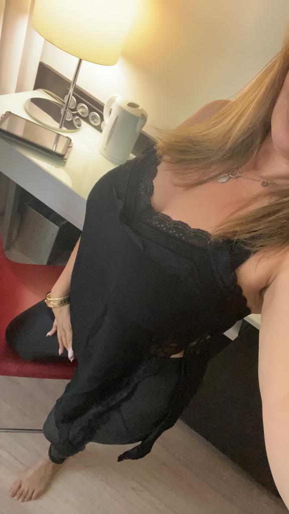 Chica busca chico en La Coruña: 