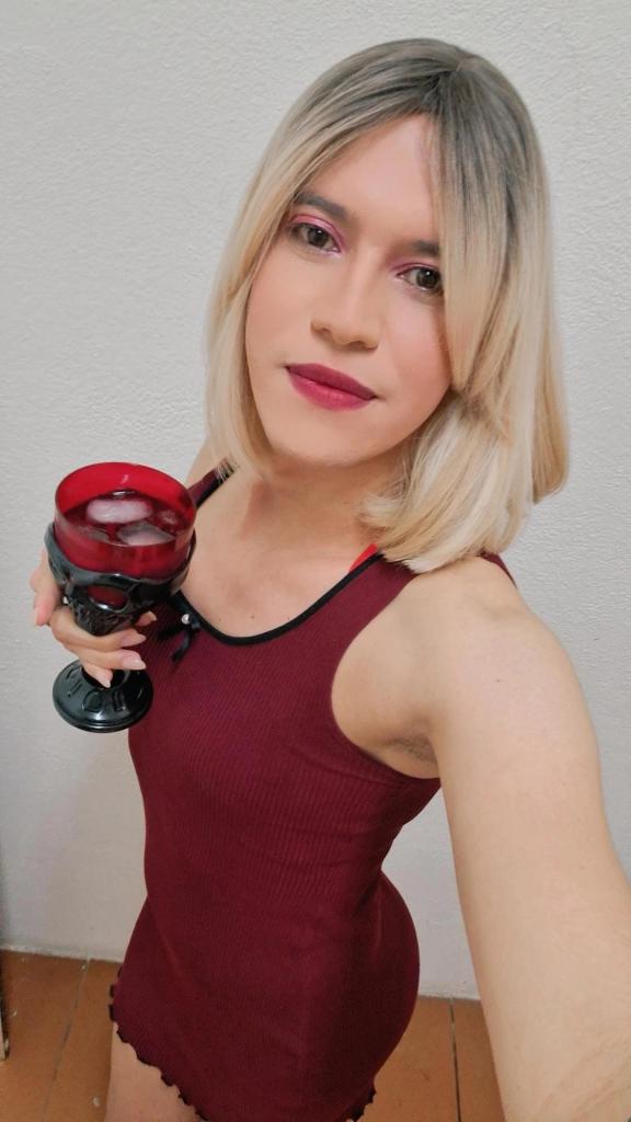 645762854: Travesti en Barcelona