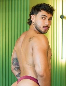 672044911: Chico busca chica en Navarra