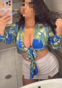 612298371: Chica busca chico en Madrid