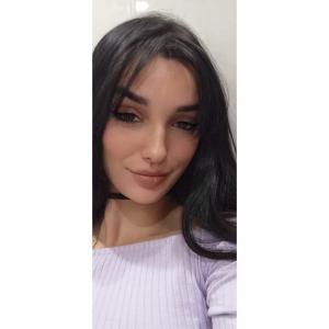 632983404: Chica busca chico en Málaga