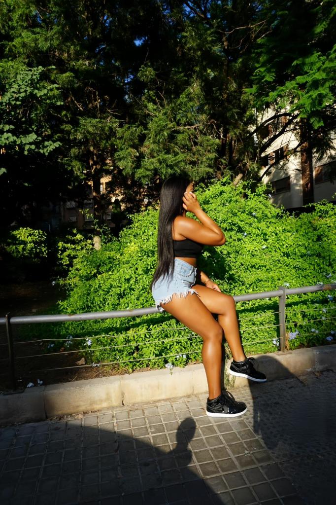 Chica busca chico en Alicante: 