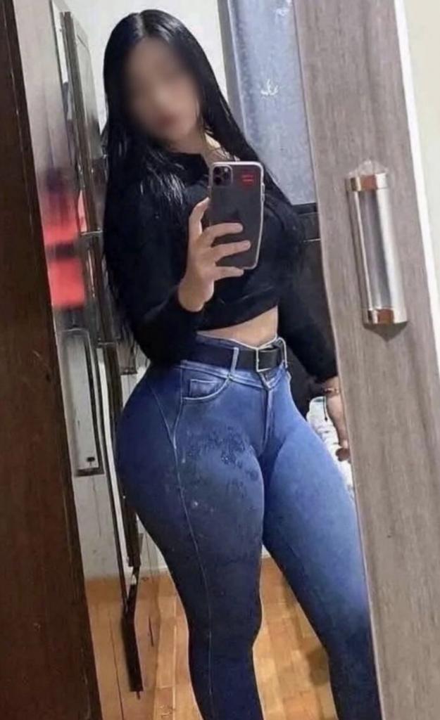 Chica busca chico en Granada: 