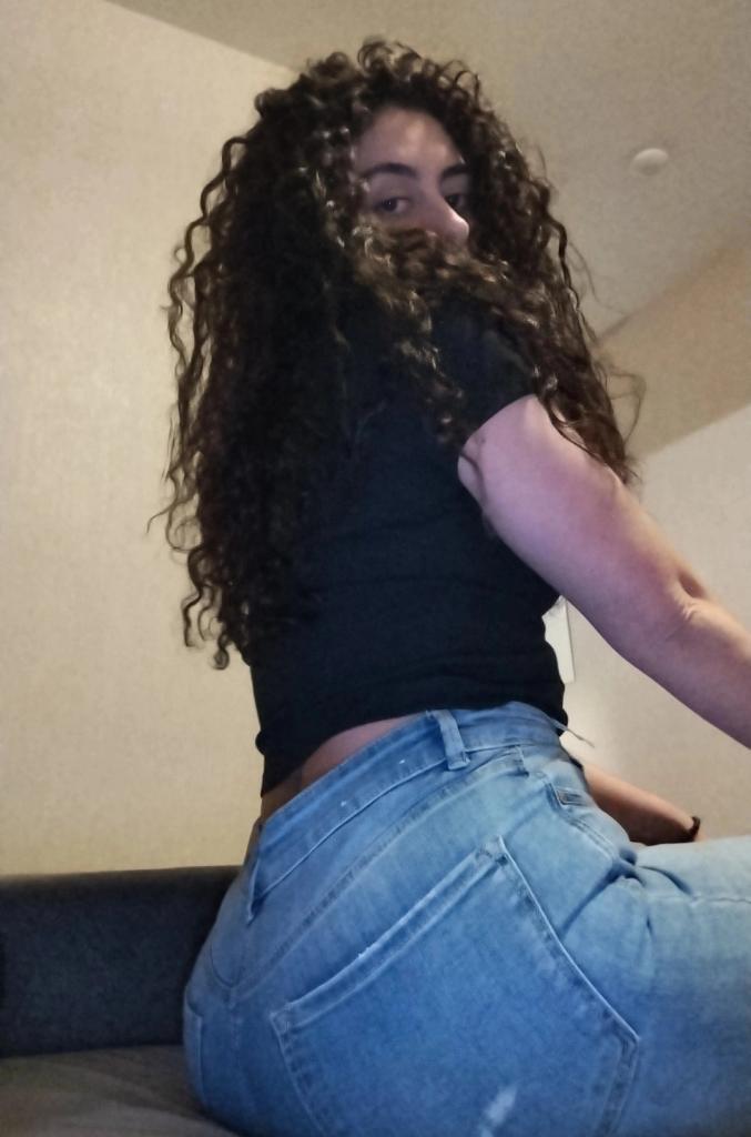 Chica busca chico en Cádiz: 