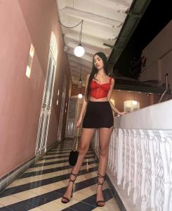 610177582: Chica busca chico en Cádiz