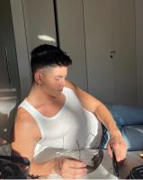 632209945: Chico busca chica en Tarragona